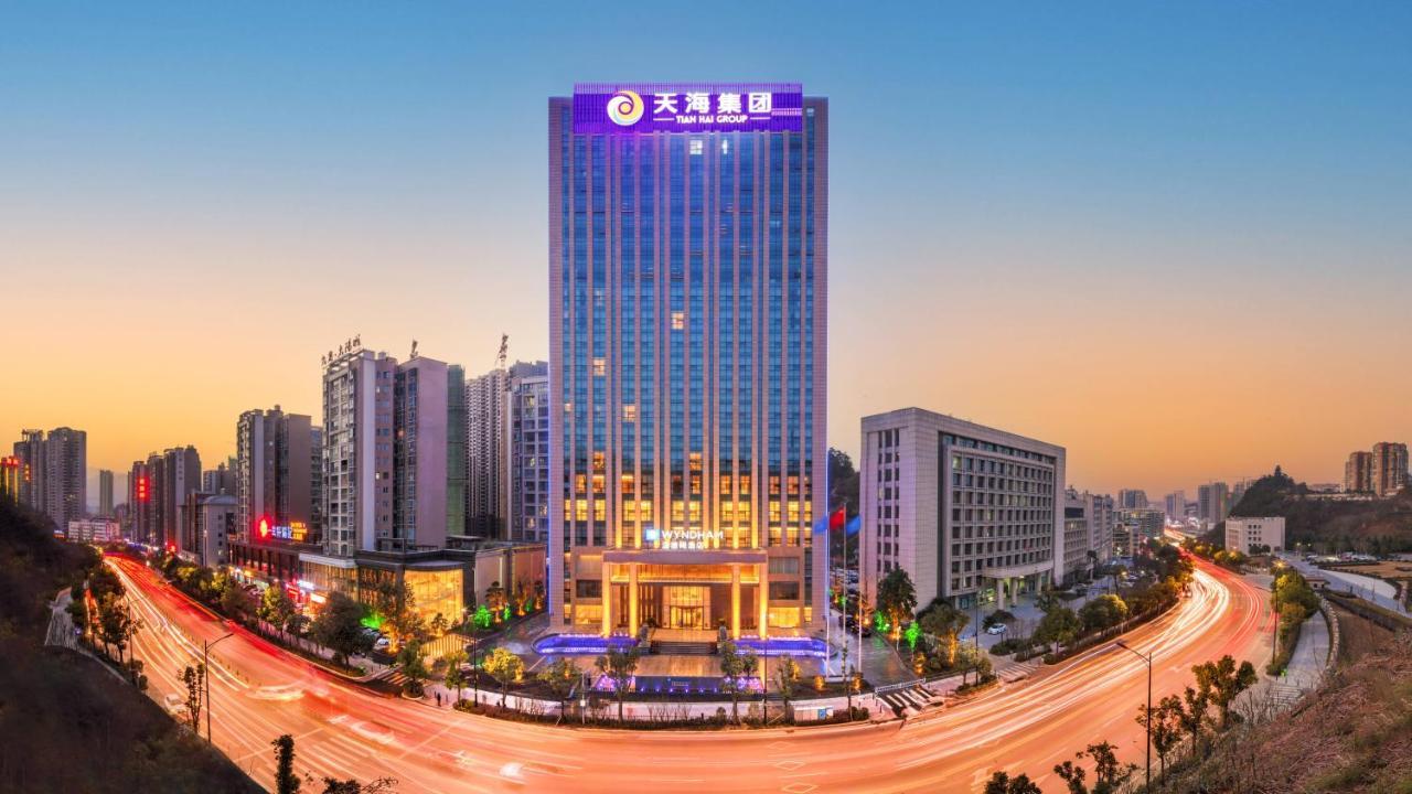 Wyndham Shiyan Downtown Hotel Exterior foto